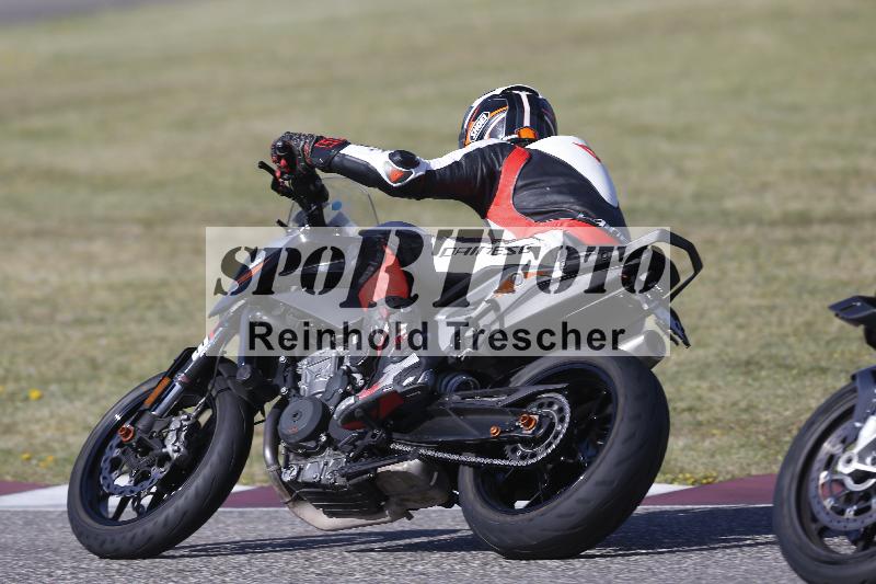 /07 09.04.2026 Cornu Master School ADR/Gruppe blau/30